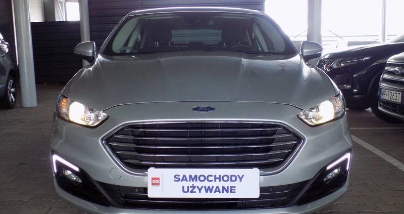 Ford Mondeo cena 88888 przebieg: 59700, rok produkcji 2020 z Szczecin małe 704